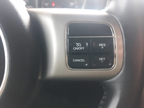 Used 2013 Jeep Grand Cherokee Limited w/ Trailer Tow Group IV image 22