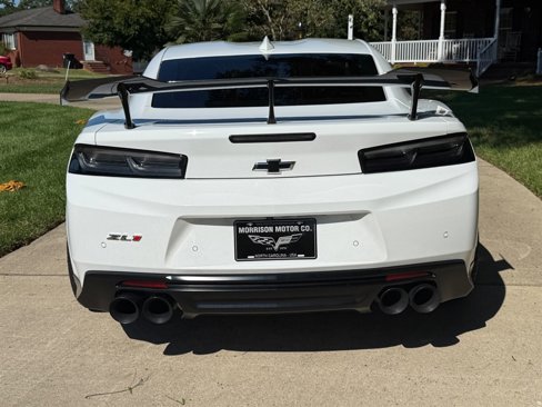 Used 2018 Chevrolet Camaro ZL1 image 24