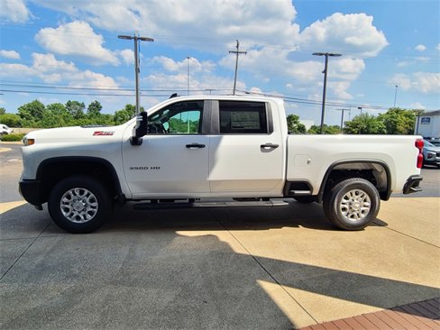 New 2025 Chevrolet Silverado 3500 W/T image 8