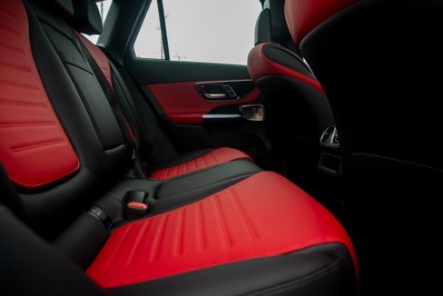 Certified 2025 Mercedes-Benz GLC 43 AMG 4MATIC image 28