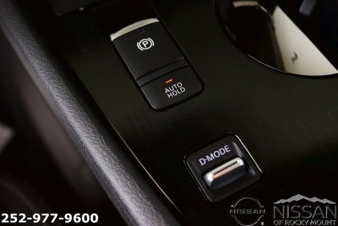 New 2026 Nissan Rogue SV image 20