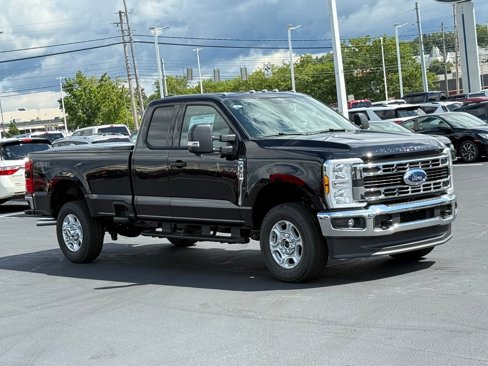 New 2026 Ford F350 4x4 SuperCab Super Duty image 9