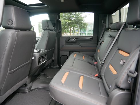 New 2026 GMC Sierra 3500 AT4 w/ Technology Package image 4