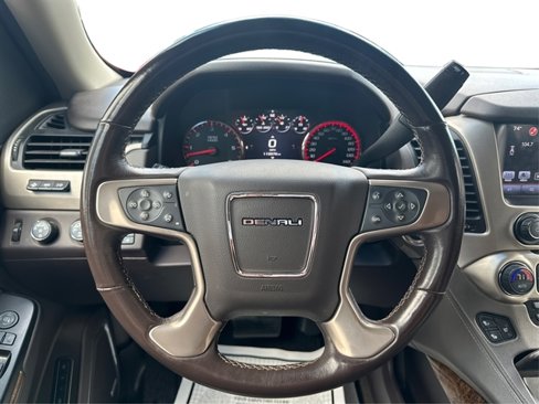 Used 2016 GMC Yukon XL Denali w/ Open Road Package image 27