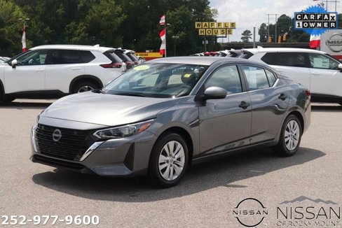 Used 2025 Nissan Sentra S image 3