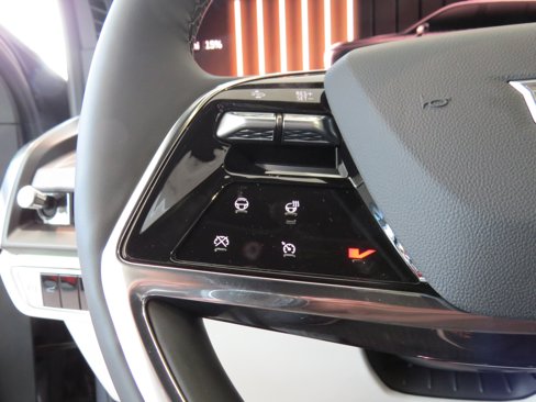 New 2026 Cadillac Vistiq Luxury w/ LPO, Floor Liner Package image 24