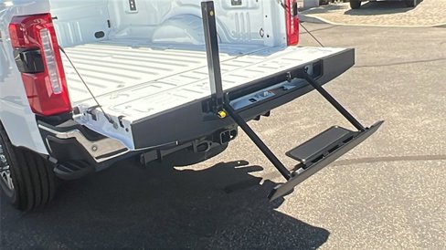 New 2025 Ford F350 XLT w/ 360-Degree Camera Package image 15