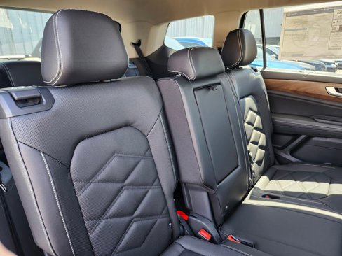 New 2026 Volkswagen Atlas SE image 16