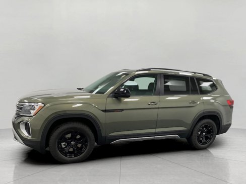 New 2026 Volkswagen Atlas Peak Edition image 9