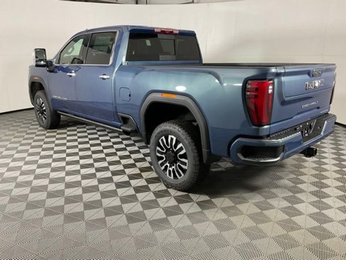 New 2025 GMC Sierra 2500 Denali Ultimate w/ Max Trailering Package image 4