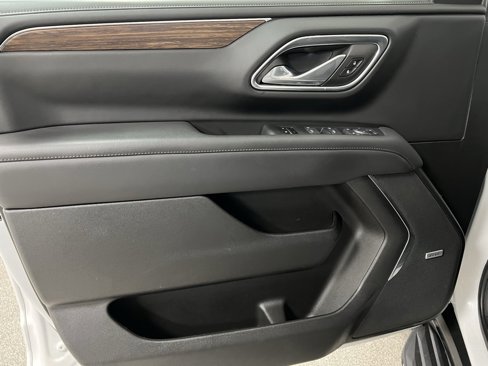 Used 2024 Chevrolet Tahoe High Country image 25