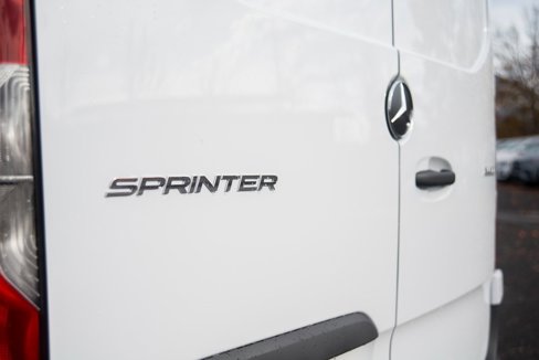 Used 2025 Mercedes-Benz Sprinter 2500 image 17