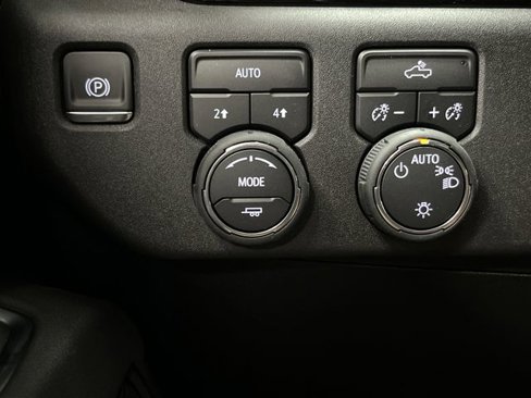 New 2026 Chevrolet Silverado 1500 LT image 25