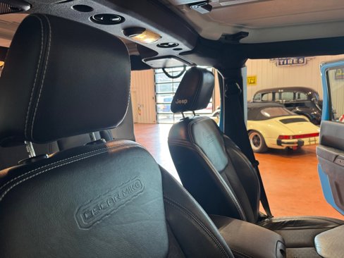 Used 2017 Jeep Wrangler Sport image 19