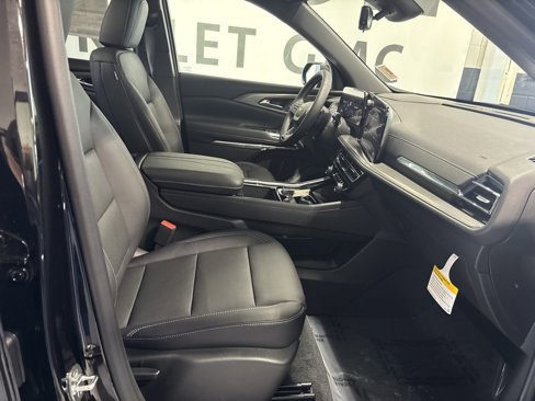 New 2026 Chevrolet Traverse LT w/ Driver Confidence Package image 28