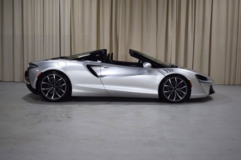 New 2025 McLaren Artura Spider image 14