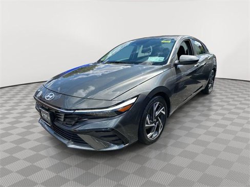 Certified 2024 Hyundai Elantra SEL w/ Convenience Package image 4