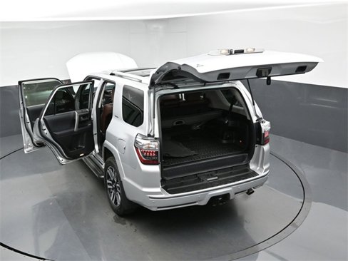 Used 2024 Toyota 4Runner Limited image 39