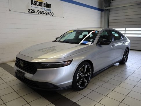 Certified 2024 Honda Accord Sport image 2