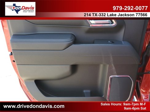 New 2026 GMC Sierra 1500 SLT image 15
