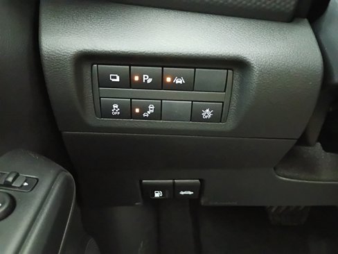 New 2025 Nissan Kicks Play S image 30