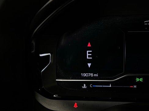 Used 2024 GMC Yukon Denali Ultimate image 16