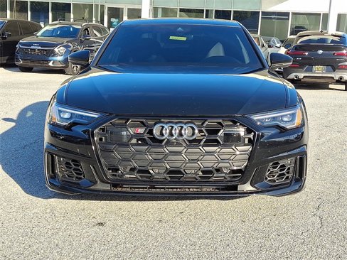 Used 2025 Audi S6 Premium Plus image 2