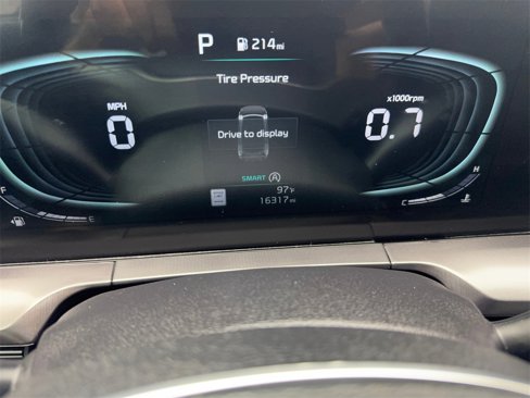 Used 2025 Kia Telluride S image 59