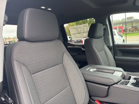 New 2026 GMC Sierra 1500 Elevation image 18