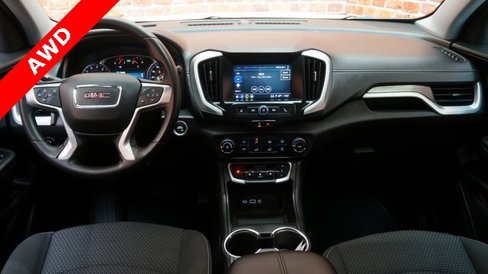 Used 2024 GMC Terrain SLE image 11