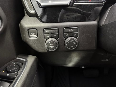 New 2026 Chevrolet Silverado 1500 LT image 17