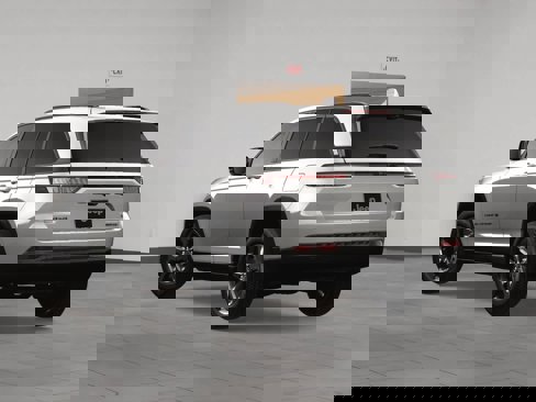 New 2025 Jeep Grand Cherokee Limited image 4