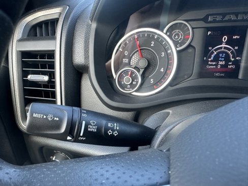 New 2025 RAM 3500 Tradesman image 32