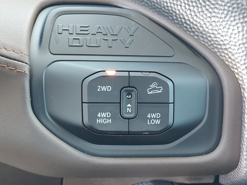 New 2025 RAM 2500 Limited image 22