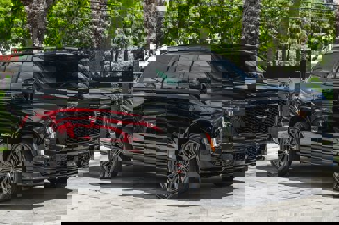 Used 2025 Cadillac Escalade V w/ LPO, Floor Liner Package image 10