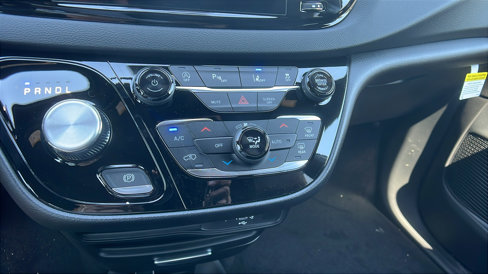 New 2026 Chrysler Voyager LX image 30