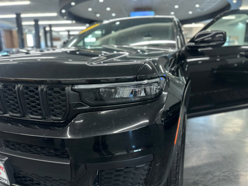 Used 2024 Jeep Grand Cherokee L Laredo image 13