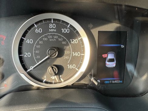 Used 2020 Toyota Corolla LE image 16
