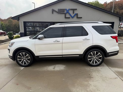 Used 2019 Ford Explorer Platinum image 6