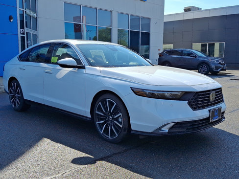 New 2025 Honda Accord Touring image 2