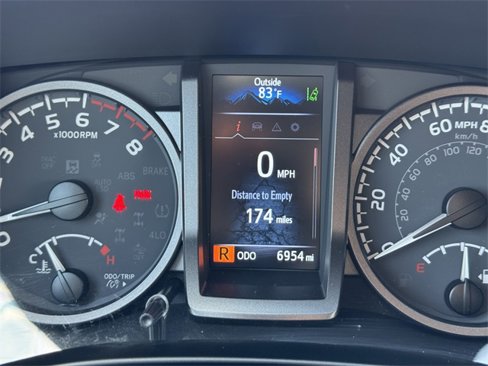 Used 2023 Toyota Tacoma TRD Sport image 19