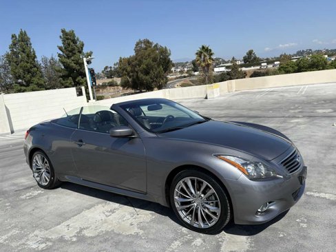 Used 2011 INFINITI G37 Sport w/ Premium Pkg image 42