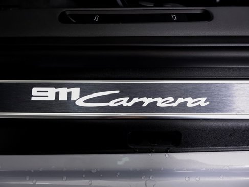 Certified 2024 Porsche 911 Carrera image 20