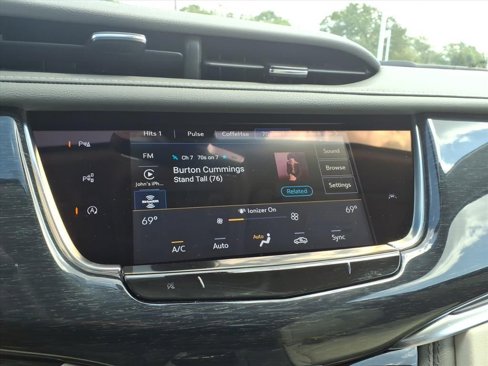 Used 2023 Cadillac XT6 Premium Luxury w/ Technology Package image 22