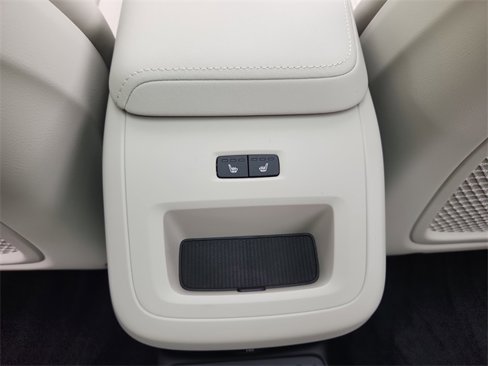 New 2026 Volvo XC60 T8 Ultra w/ Protection Package Premier image 22