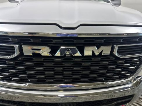 Used 2025 RAM 1500 Big Horn image 9