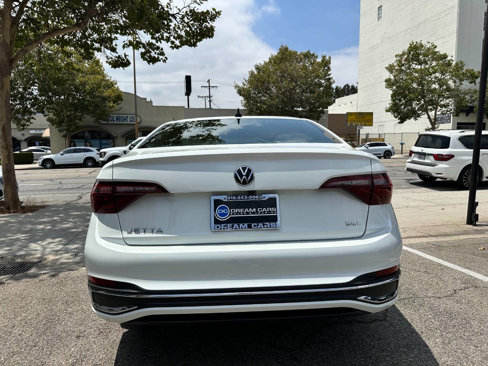 Used 2024 Volkswagen Jetta SEL image 9