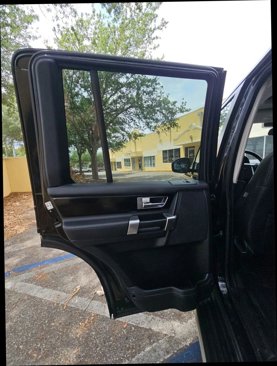 Used 2016 Land Rover LR4 HSE Silver Edition image 30