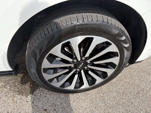 Used 2024 Lincoln Navigator L Reserve image 15