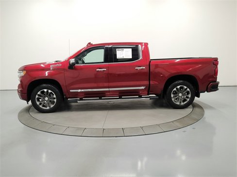 Used 2025 Chevrolet Silverado 1500 High Country w/ Technology Package image 5